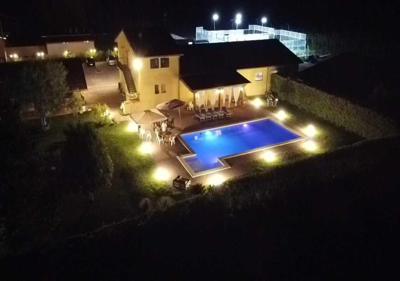 Agriturismo Casa Chiara Latina Buitenkant foto