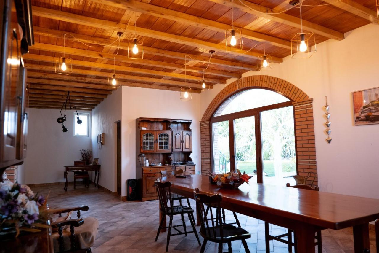 Agriturismo Casa Chiara Latina Buitenkant foto