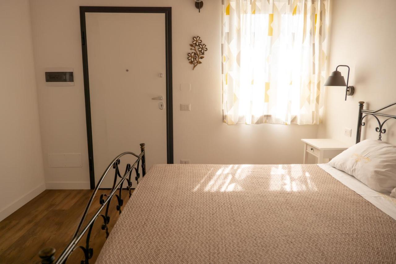 Agriturismo Casa Chiara Latina Buitenkant foto