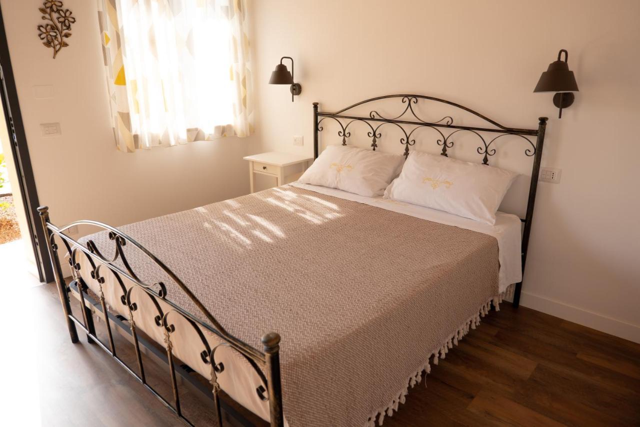Agriturismo Casa Chiara Latina Buitenkant foto