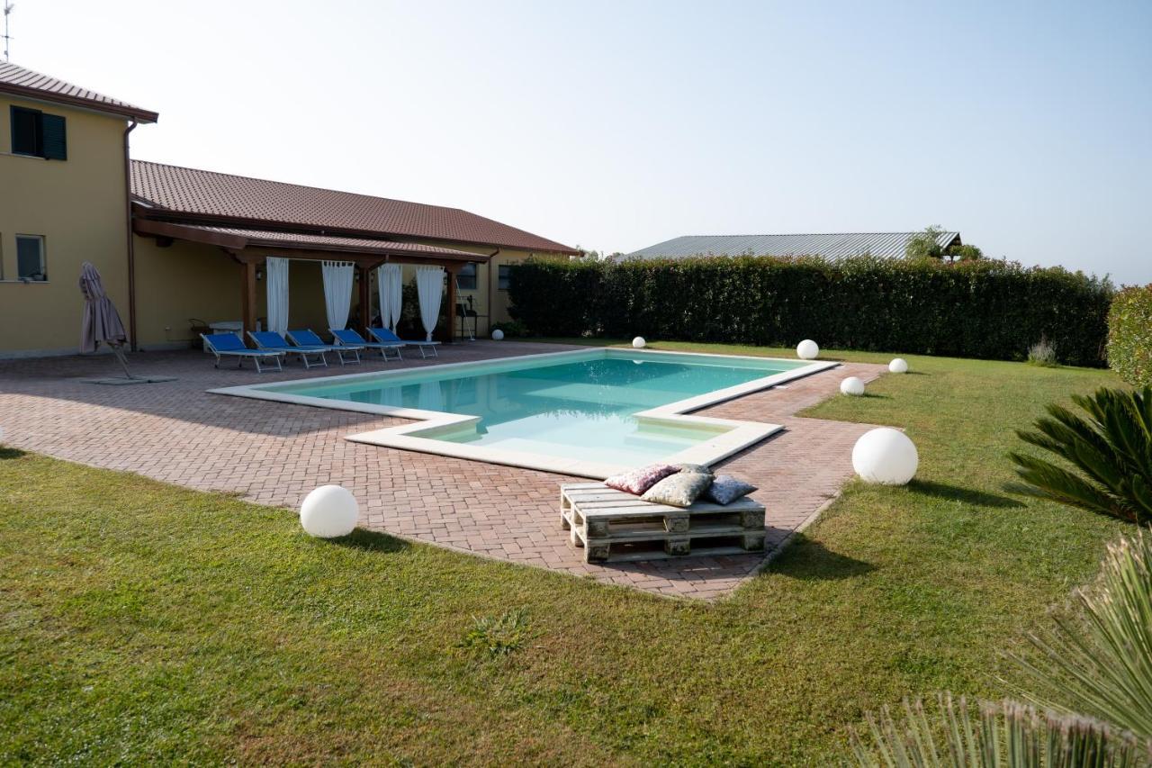 Agriturismo Casa Chiara Latina Buitenkant foto