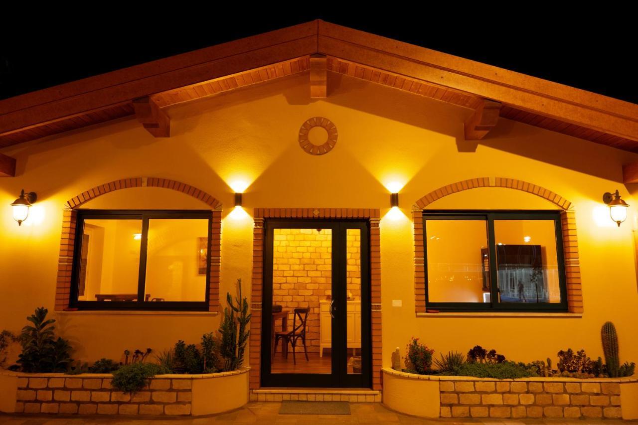 Agriturismo Casa Chiara Latina Buitenkant foto