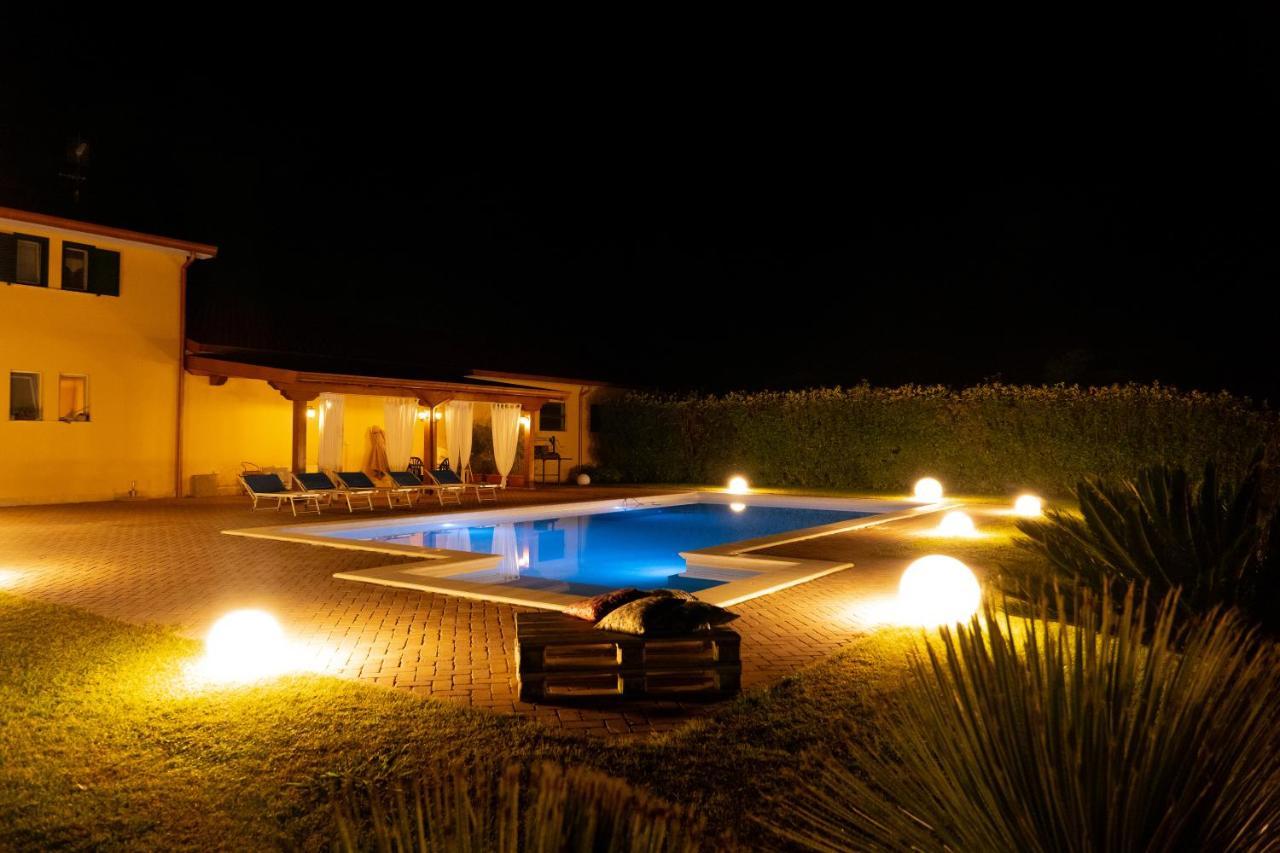 Agriturismo Casa Chiara Latina Buitenkant foto