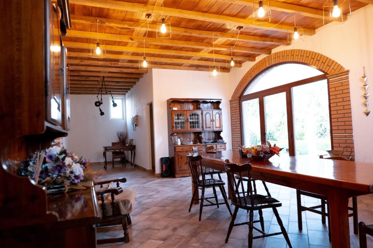 Agriturismo Casa Chiara Latina Buitenkant foto